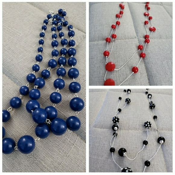 Jewelry - *3* necklaces